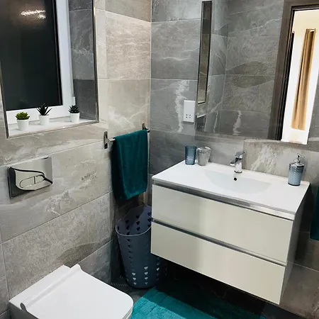 Lotus Breeze * סיינט פול ביי